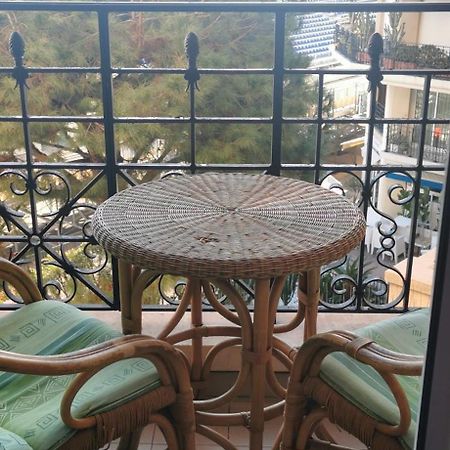 Victoria Bilocale Centro Citta E Vista Mare Apartment Menton Exterior photo